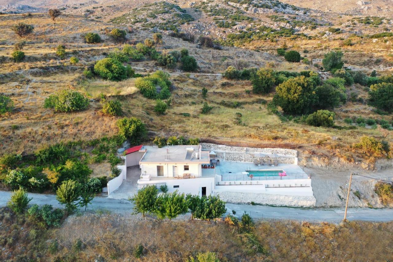 Villa Tzekos Kendrochori Ngoại thất bức ảnh